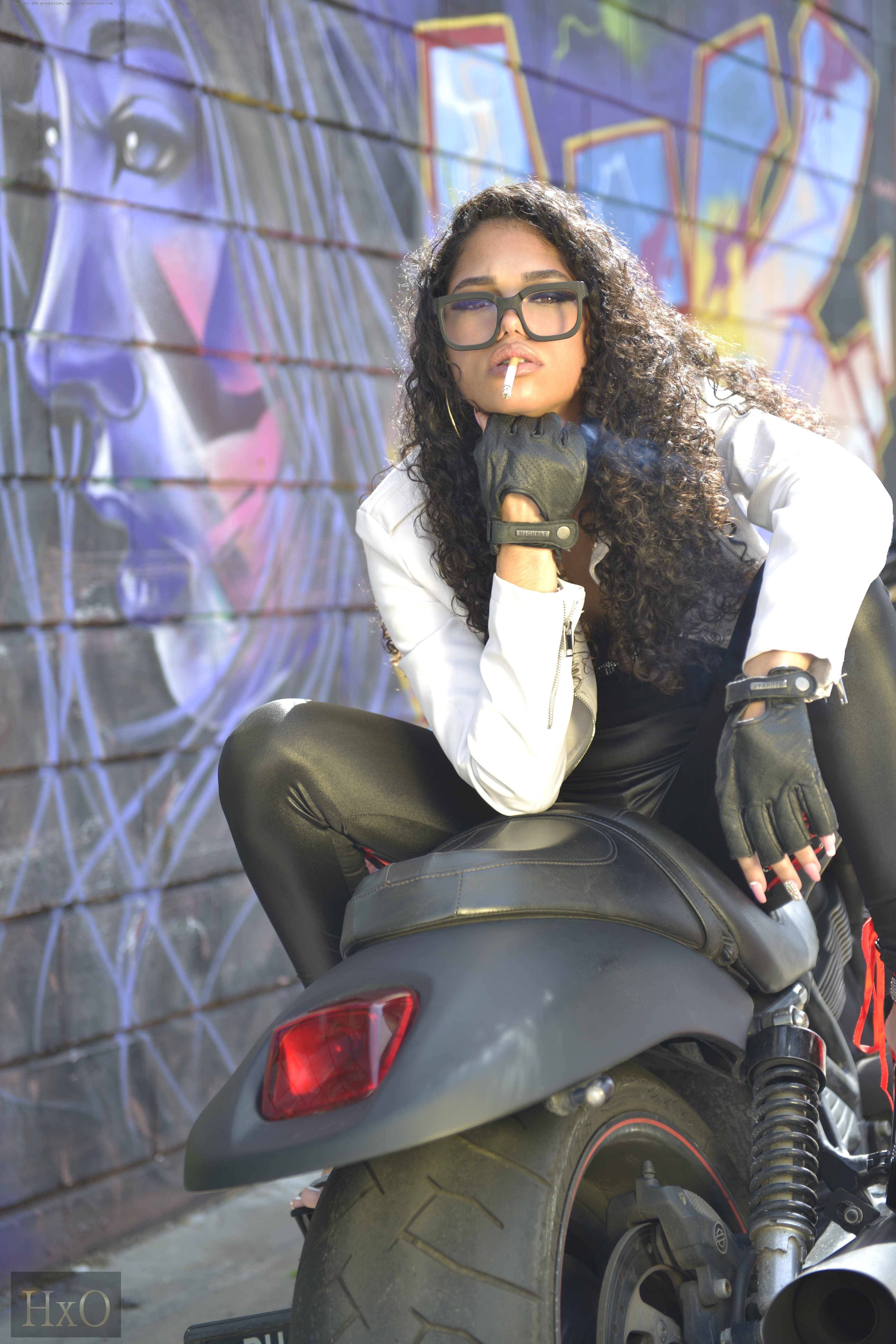 Yemma-008-005.jpg